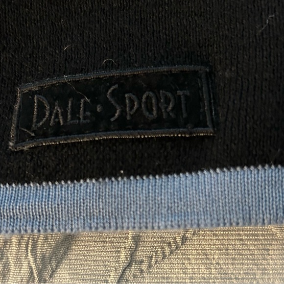 Dale of Norway Feminine Sweater - Picture 7 of 9
